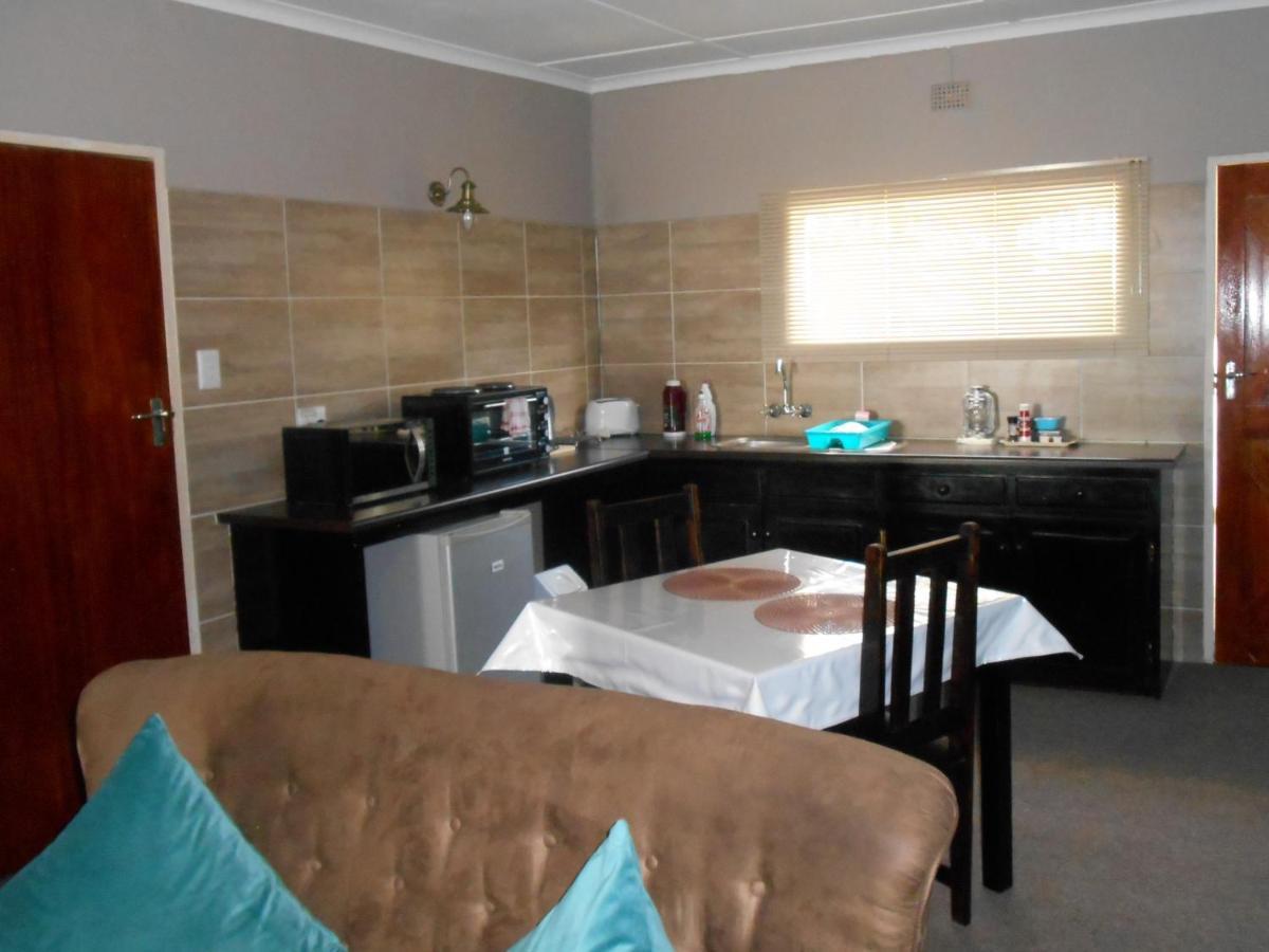 Obesa Lodge Graaff-Reinet Eksteriør billede