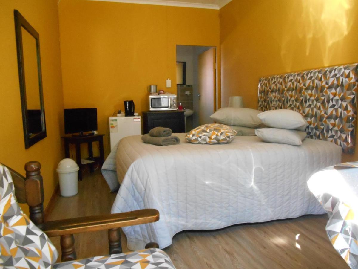 Obesa Lodge Graaff-Reinet Eksteriør billede