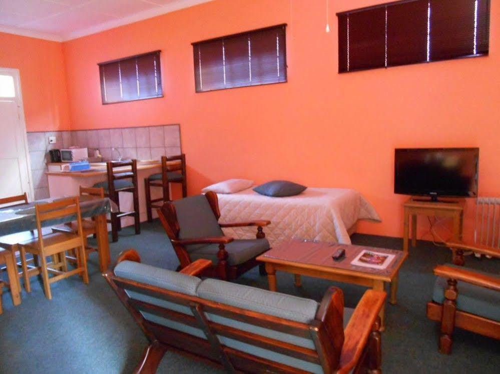 Obesa Lodge Graaff-Reinet Eksteriør billede